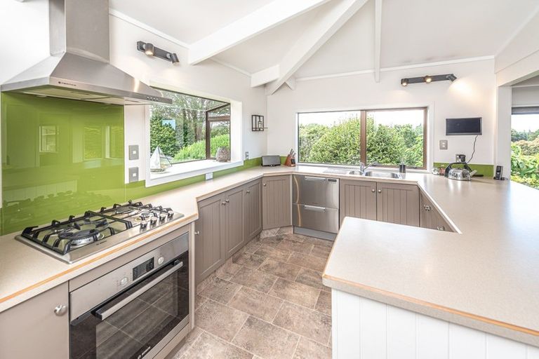 Photo of property in 36 Montgomery Road, Westmere, Whanganui, 4501