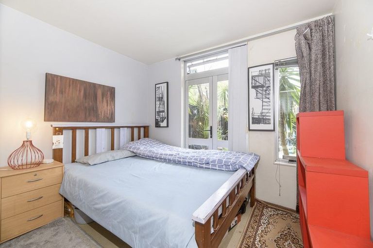 Photo of property in 435b West Coast Road, Glen Eden, Auckland, 0602