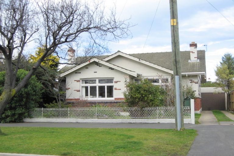 Photo of property in 20 Wycolla Avenue, Saint Clair, Dunedin, 9012