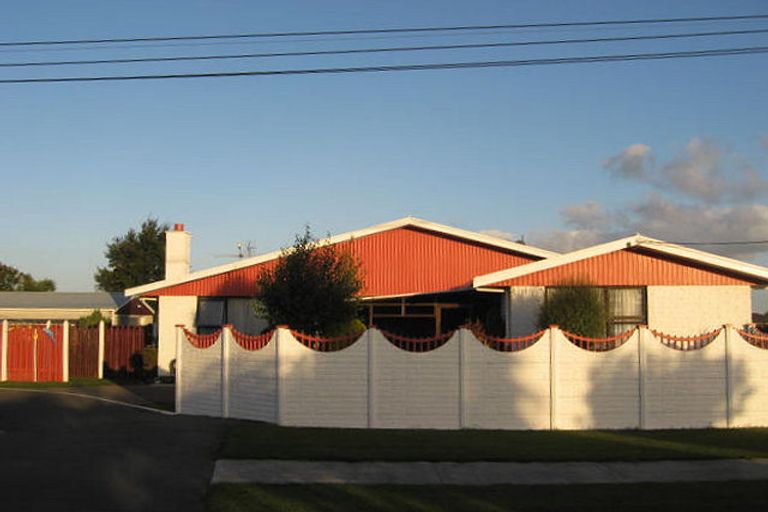 Photo of property in 2 Maxwell Street, Darfield, 7510