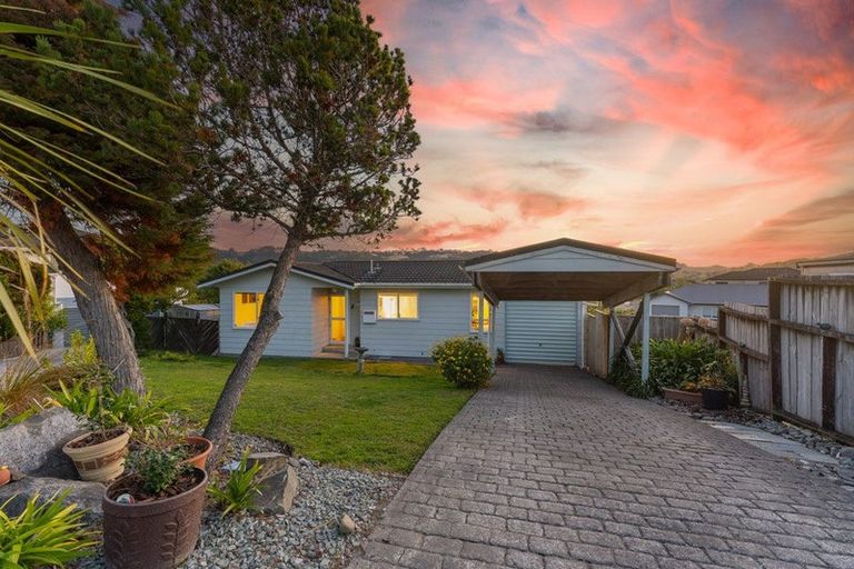 Photo of property in 118 Discovery Drive, Whitby, Porirua, 5024