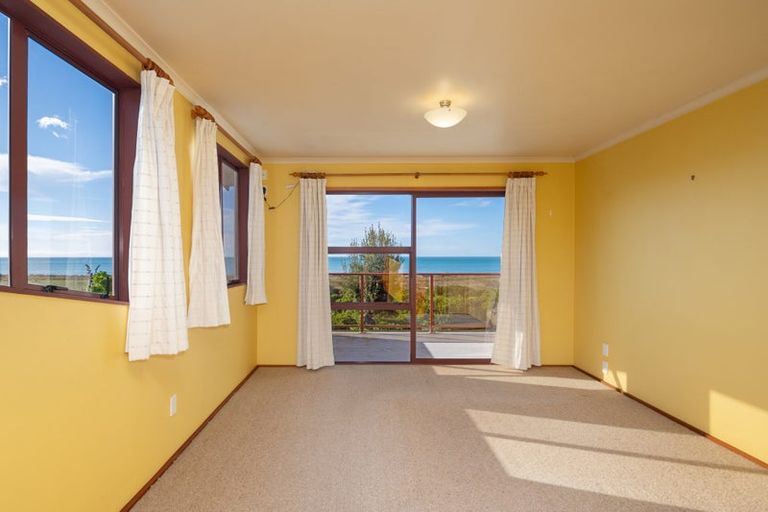 Photo of property in 180 Rarangi Beach Road, Rarangi, Blenheim, 7273