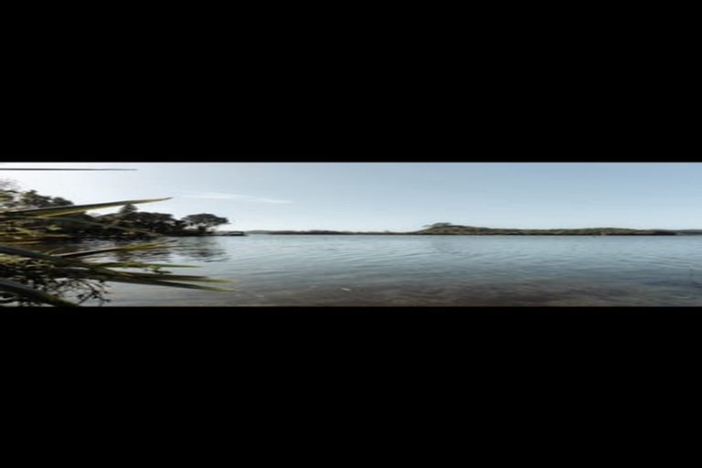 Photo of property in 1 Ngareta Road, Mourea, Rotorua, 3074