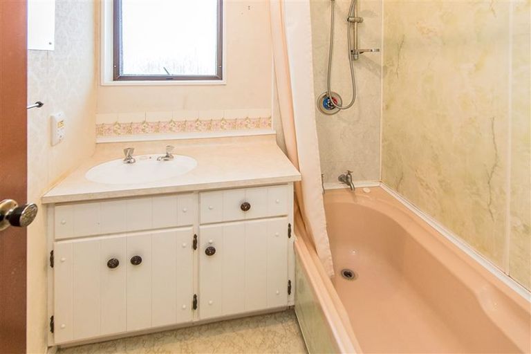 Photo of property in 34 Aiken Road, Saint Johns Hill, Whanganui, 4501