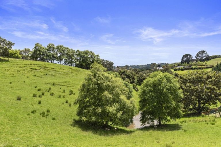 Photo of property in 335 Glenmore Road, Coatesville, Albany, 0793