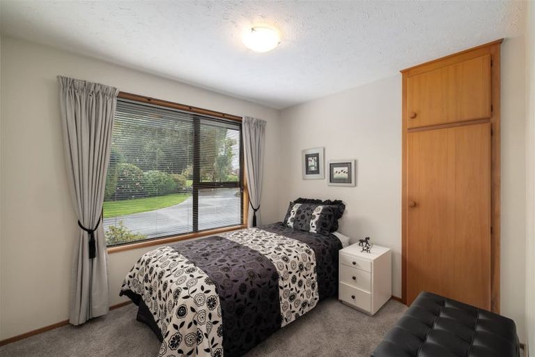 Photo of property in 17 Nepal Place, Burnside, Christchurch, 8053