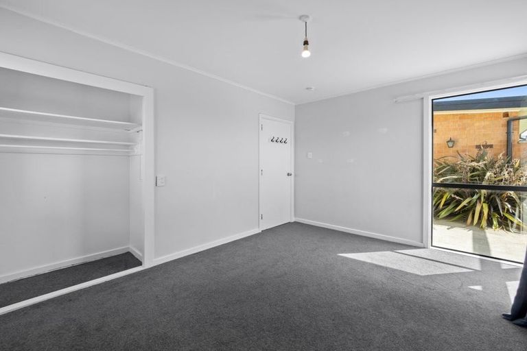 Photo of property in 28 Graham Street, Tinwald, Ashburton, 7700