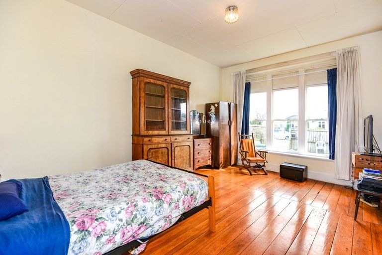 Photo of property in 1/96 Somerfield Street, Somerfield, Christchurch, 8024