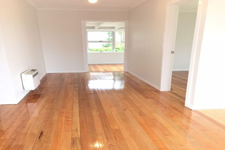 Photo of property in 26 Waimana Avenue, Northcote Point, Auckland, 0627