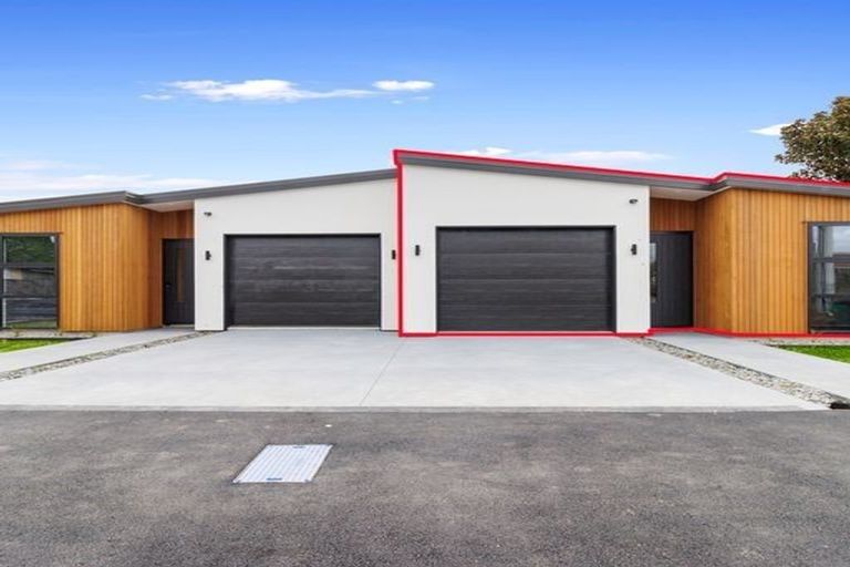 Photo of property in 1/78 Sandwich Road, Saint Andrews, Hamilton, 3200