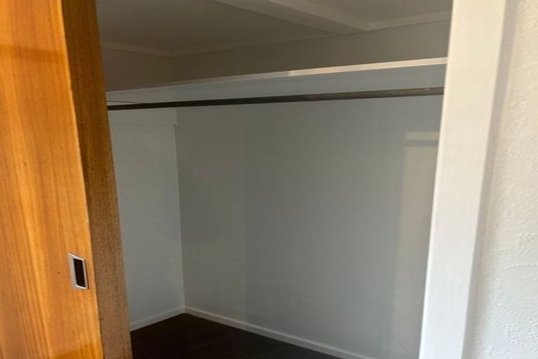 Photo of property in 40 Tiraumea Drive, Pakuranga, Auckland, 2010