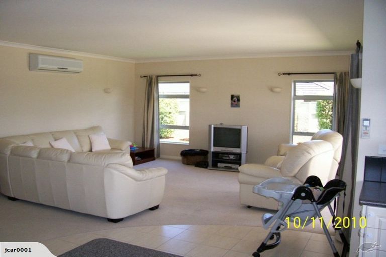 Photo of property in 2 Gilbert Court, Rototuna, Hamilton, 3210