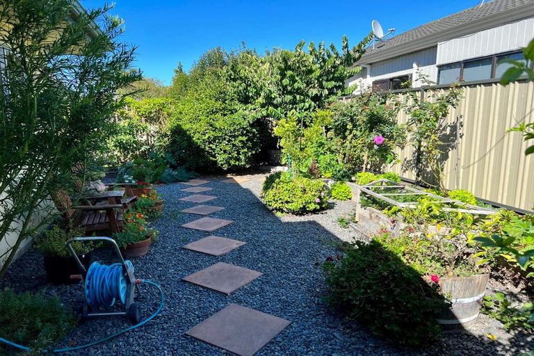 Photo of property in 50d Puketapu Road, Taradale, Napier, 4112