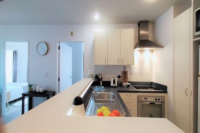 Photo of property in Terrace Heights Apartments, 8c/163 The Terrace, Wellington Central, Wellington, 6011