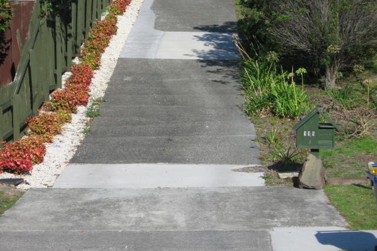 Photo of property in 111 Stapleford Crescent, Browns Bay, Auckland, 0630