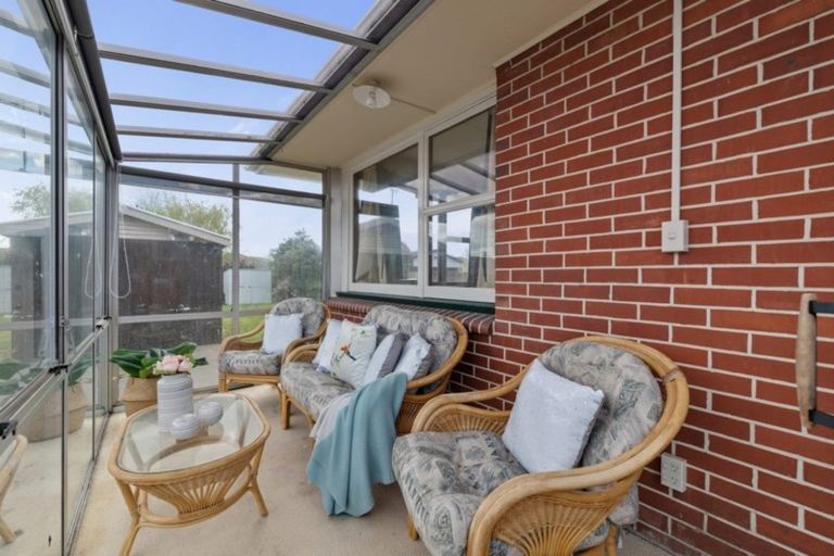 Photo of property in 333 Woodham Road, Wainoni, Christchurch, 8061