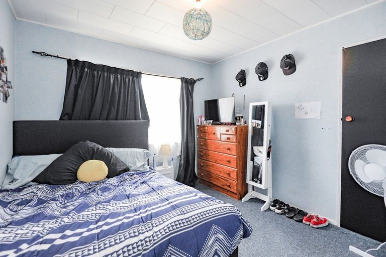 Photo of property in 27 Tucker Lane, Clive, 4102