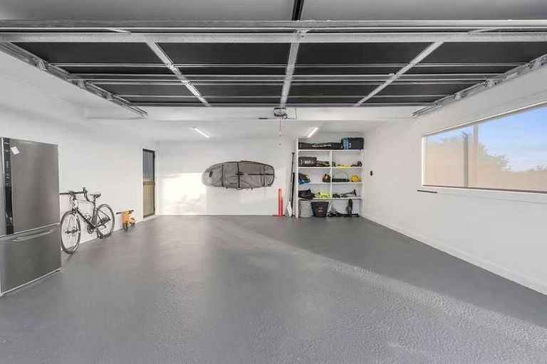 Photo of property in 22 Morrow Avenue, Bucklands Beach, Auckland, 2012