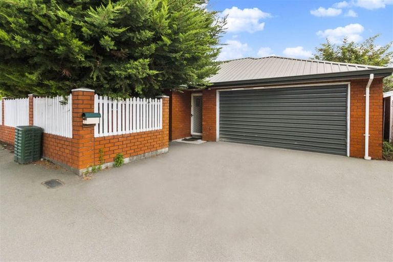 Photo of property in 260a Blenheim Road, Upper Riccarton, Christchurch, 8041