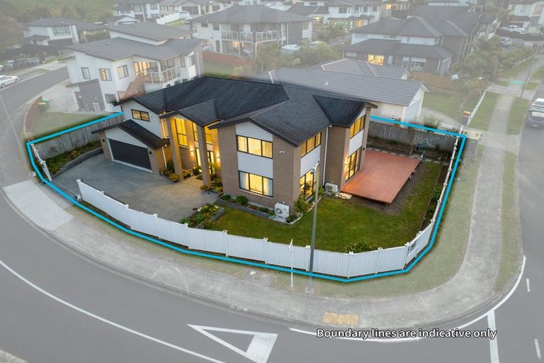 Photo of property in 24 Mettam Drive, Swanson, Auckland, 0614