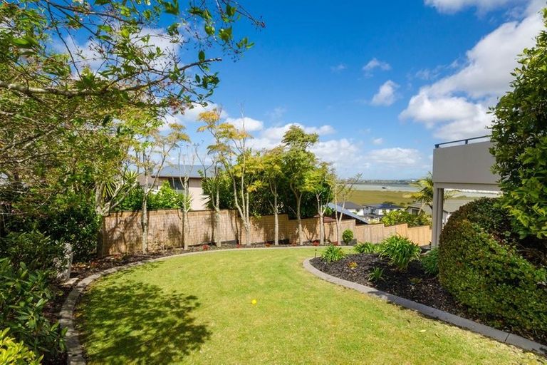 Photo of property in 37 Bannings Way, Hobsonville, Auckland, 0618