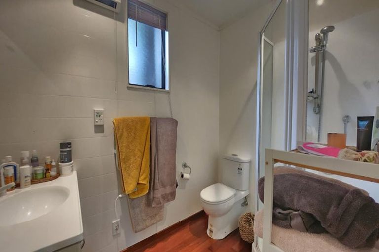 Photo of property in 86a Woodland Road, Johnsonville, Wellington, 6037