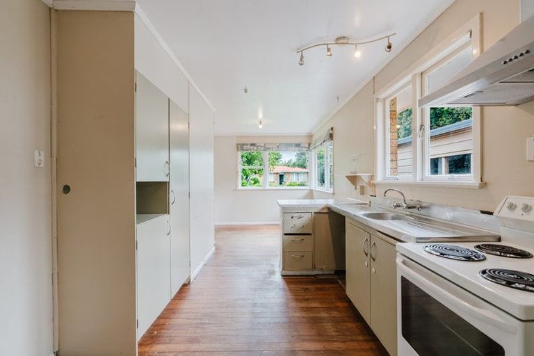 Photo of property in 35 Coleridge Drive, Enderley, Hamilton, 3214