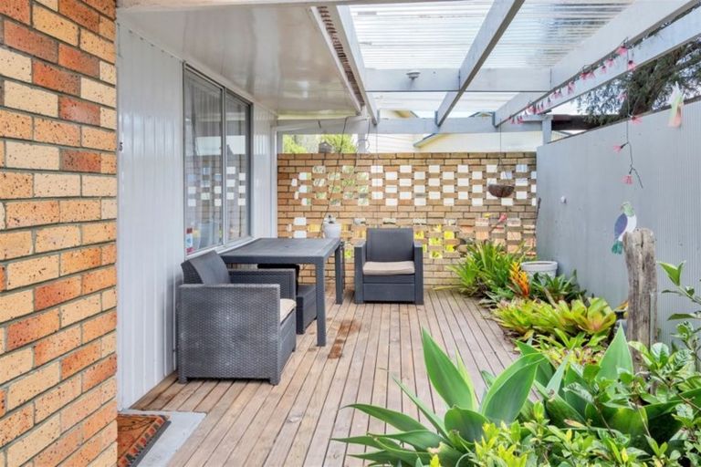 Photo of property in 5/117 Astley Avenue, New Lynn, Auckland, 0600