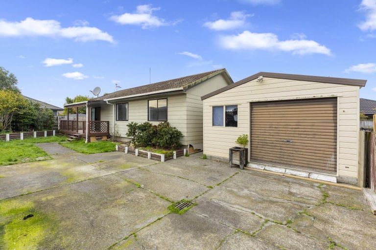 Photo of property in 42a Mcleavey Drive, Kelvin Grove, Palmerston North, 4414