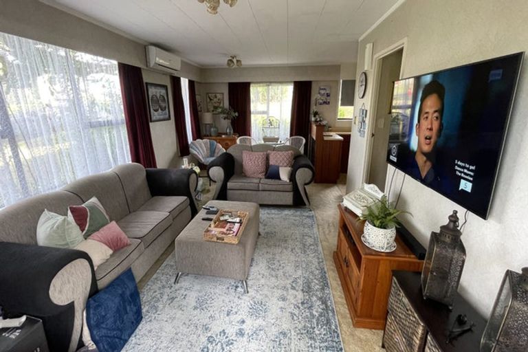 Photo of property in 10 Mildmay Road, Henderson, Auckland, 0610