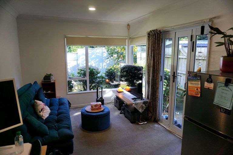 Photo of property in 2/13 Markham Place, Bucklands Beach, Auckland, 2012
