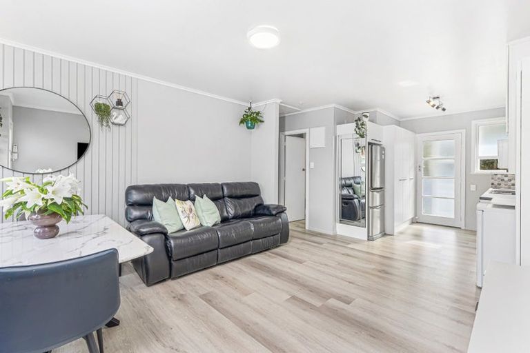 Photo of property in 5/119 Seabrook Avenue, New Lynn, Auckland, 0600