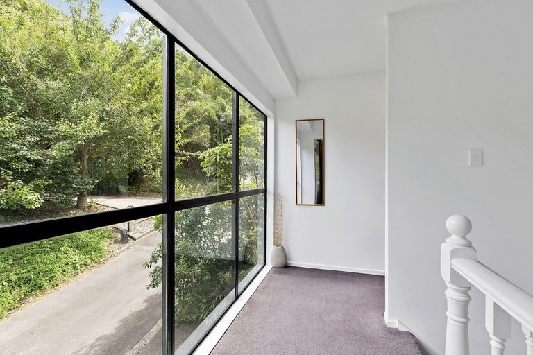 Photo of property in 10 Kimberley Way, Khandallah, Wellington, 6035