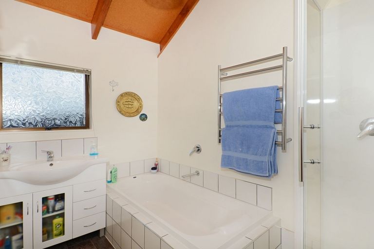 Photo of property in 2b Carr Street, Te Kamo, Whangarei, 0112
