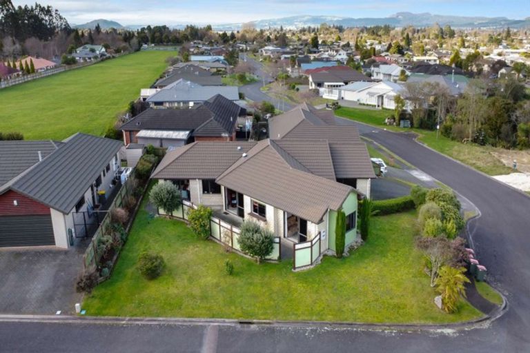 Photo of property in 87 Rimuvale Street, Pukehangi, Rotorua, 3015