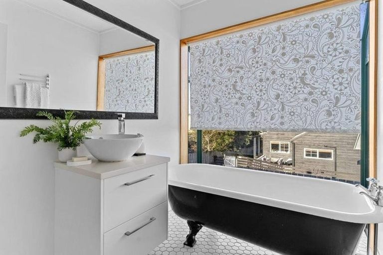 Photo of property in 13a Percy Road, Papamoa Beach, Papamoa, 3118