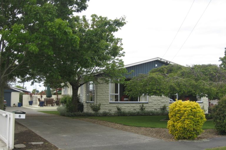 Photo of property in 6 Pimlico Place, Bishopdale, Christchurch, 8053