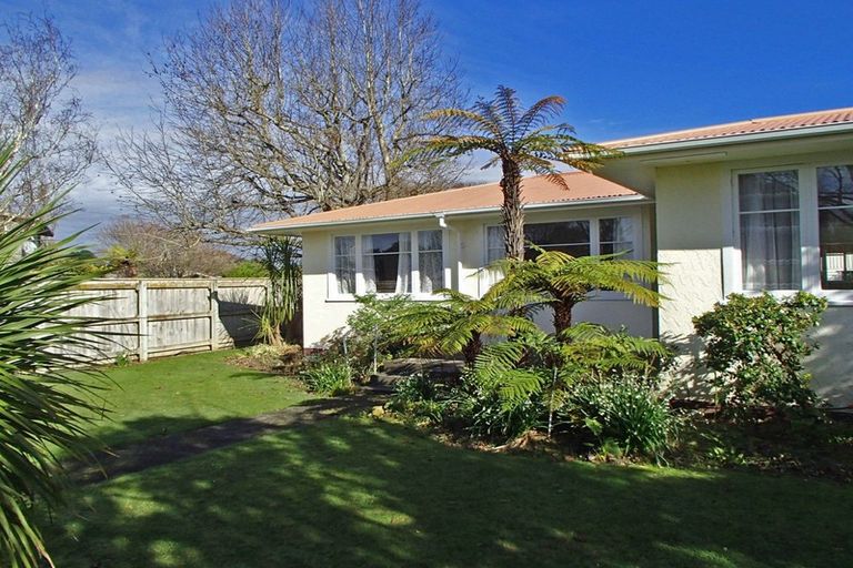 Photo of property in 26 Parkland Crescent, Terrace End, Palmerston North, 4410