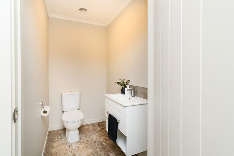 Photo of property in 100 Mount Taylor Drive, Feilding, 4775