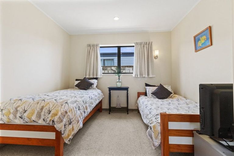 Photo of property in 5a Hillview Road, Waihi Beach, 3611