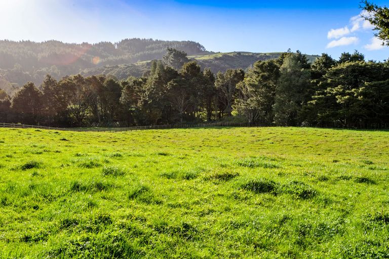 Photo of property in 1149b Whangaripo Valley Road, Whangaripo, Wellsford, 0972