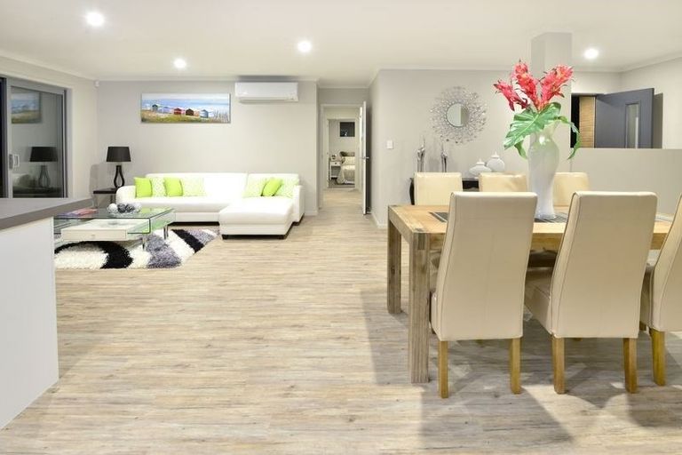 Photo of property in 41 Crabb Fields Lane, Riverhead, 0820