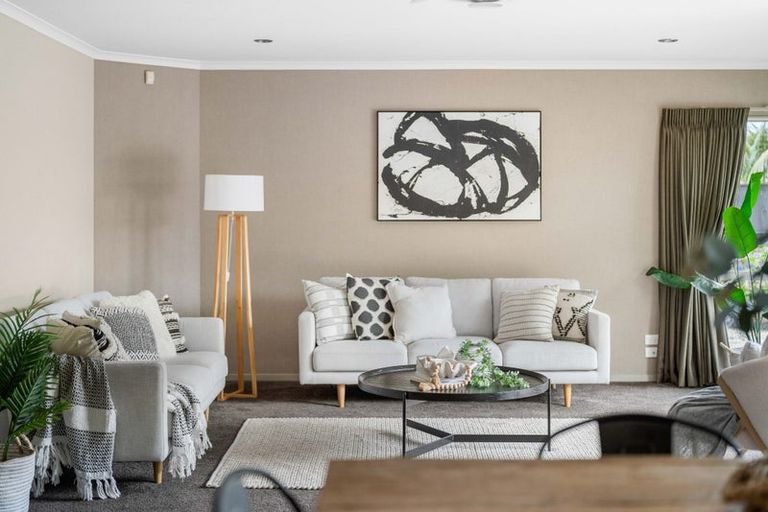 Photo of property in 32 Popata Close, Papamoa Beach, Papamoa, 3118