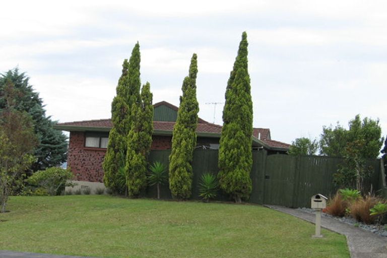 Photo of property in 11 White Heron Drive, Massey, Auckland, 0614
