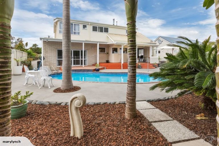 Photo of property in 48 First Avenue, Avenues, Whangarei, 0110