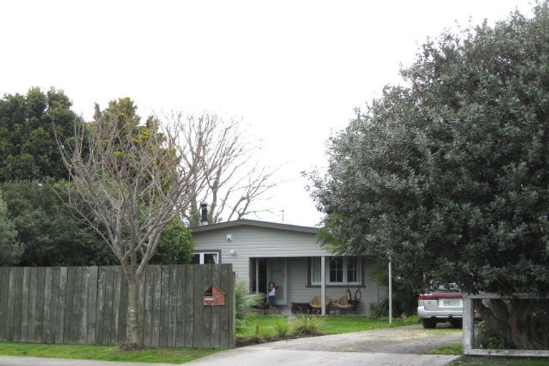 Photo of property in 17 Allens Lane, Clive, 4102