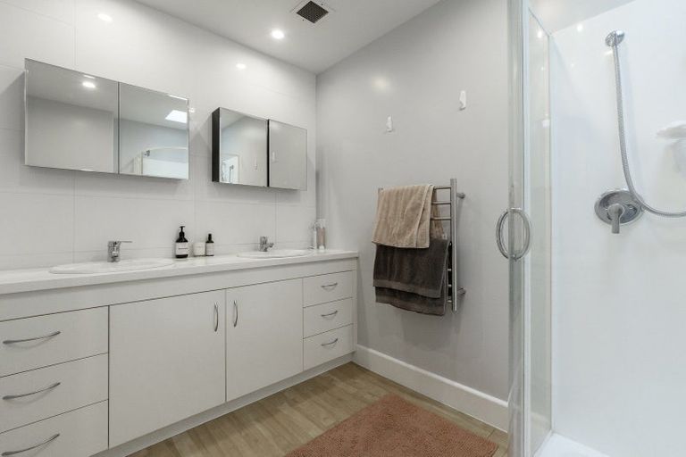 Photo of property in Customhouse Apartments, 314j Maunganui Road, Mount Maunganui, 3116