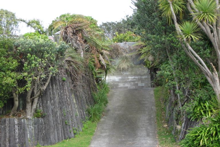 Photo of property in 21 Birdwood Avenue, Moturoa, New Plymouth, 4310