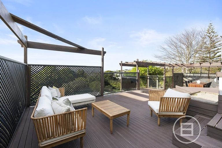 Photo of property in 11 Beatrice Avenue, Hillcrest, Auckland, 0627