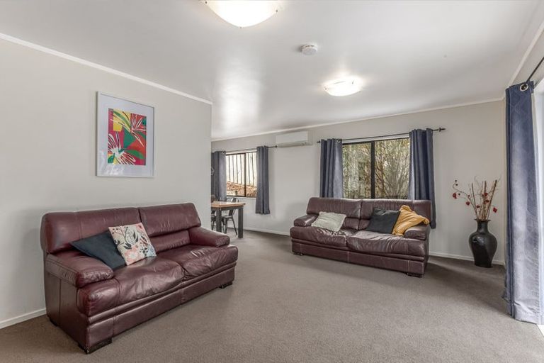 Photo of property in 63a Albatross Close, Whitby, Porirua, 5024
